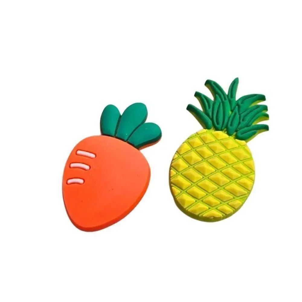 Jibbitz Style Shoe Charm carrot and pineapple